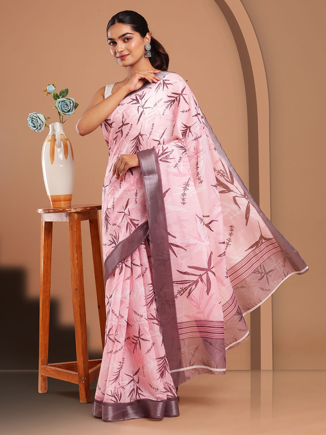 

Kalyan Silks Floral Zari Saree With Blouse Piece, Pink