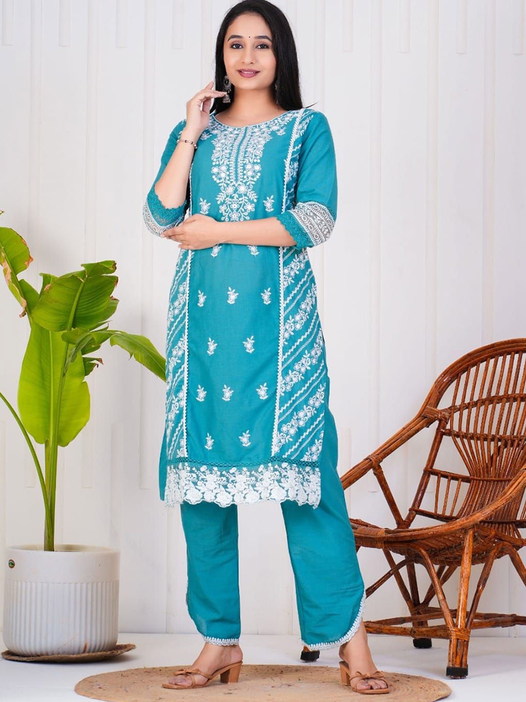 

Fabinn Floral Embroidered Thread Work Pure Cotton Kurta With Trousers & Dupatta, Blue