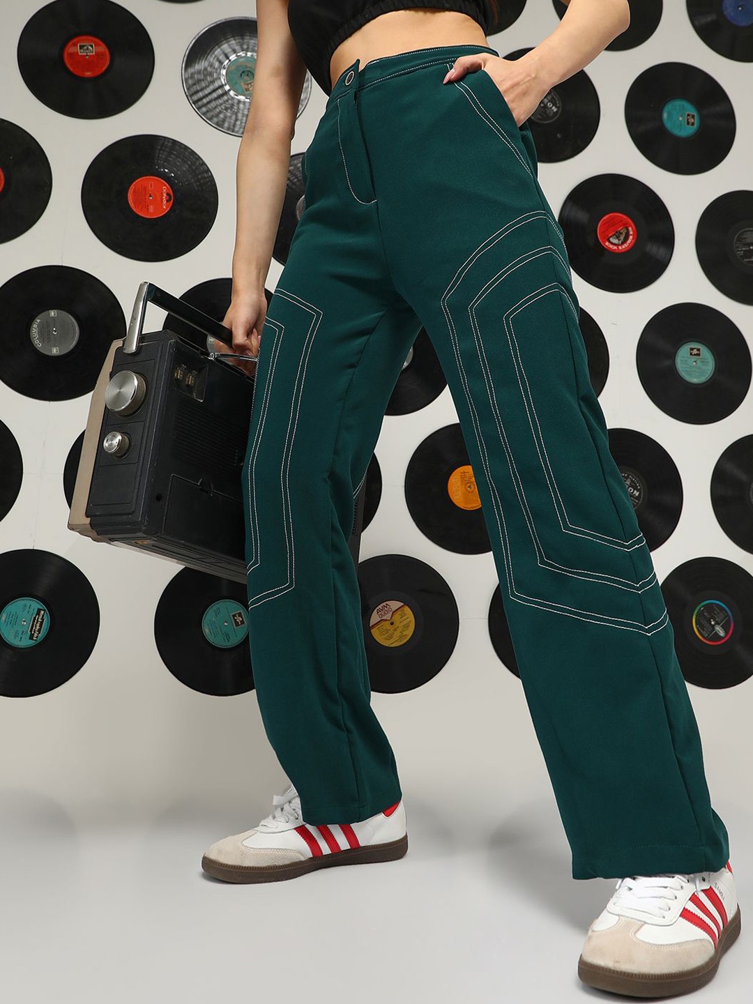 

Campus Sutra Women Cotton Casual Comfort Trousers, Green