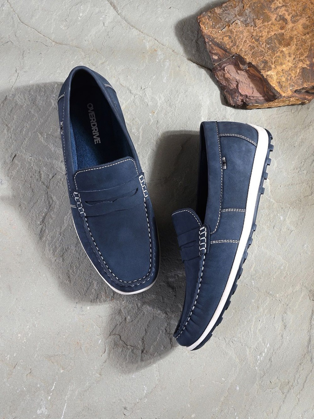 

Overdrive Men Colourblocked Leather Slip-On Sneaker, Blue