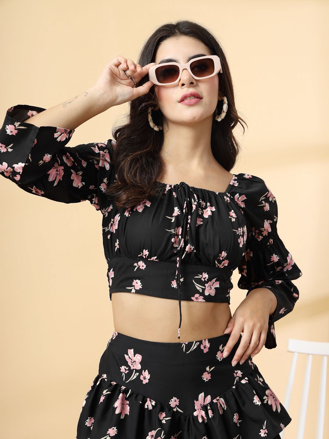 

Oomph! Floral Printed Crop Top, Black