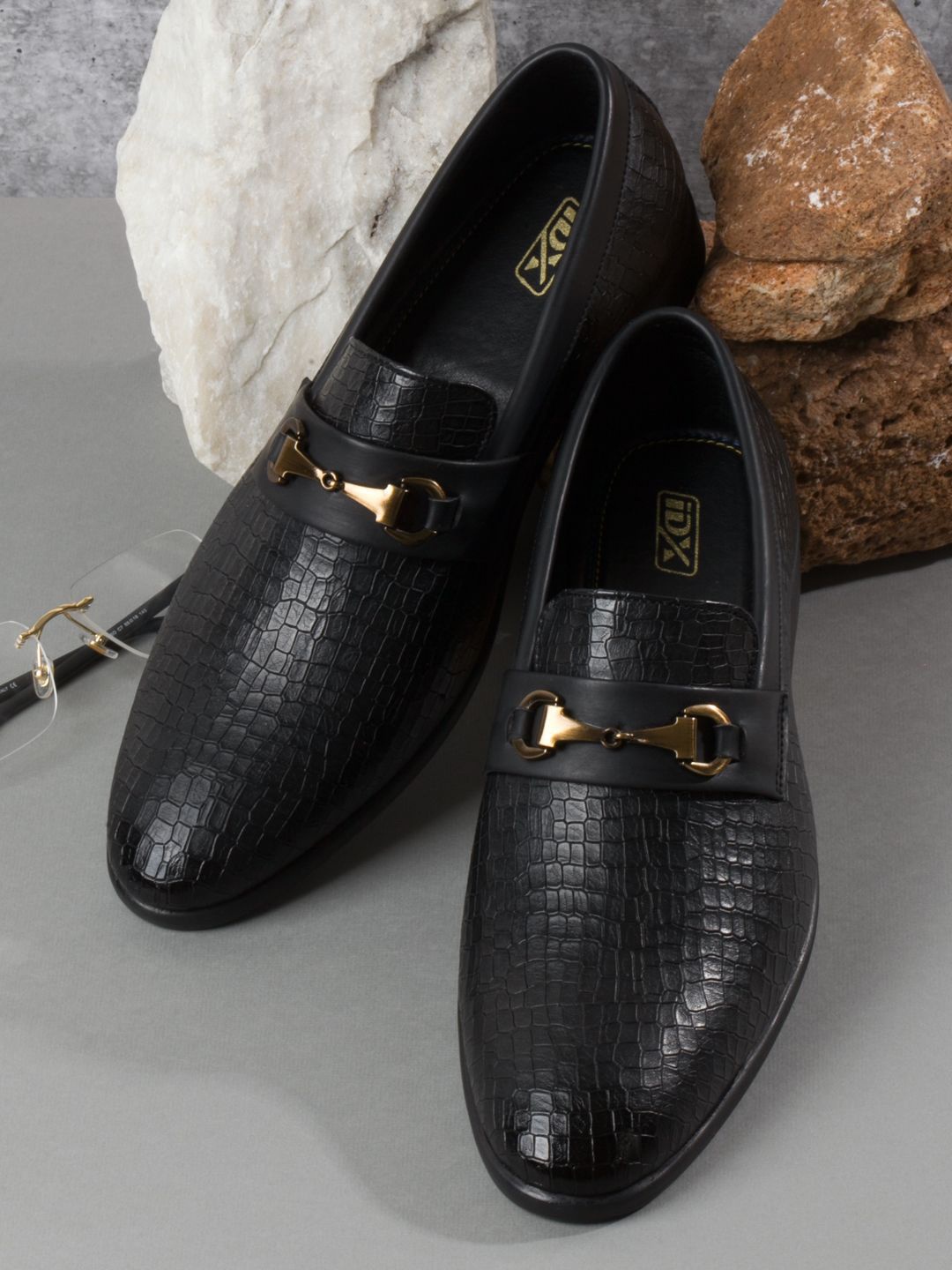 

ID Men Textured Formal Loafers, Black