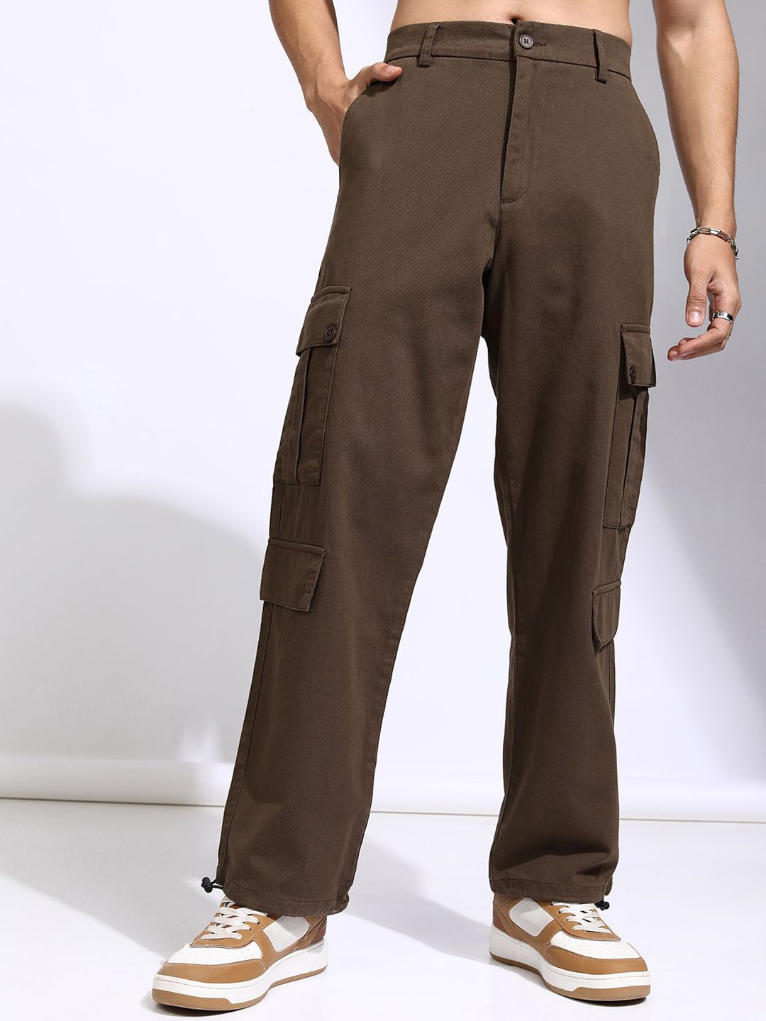 

HIGHLANDER Men Straight Fit Cotton Cargo Trouser, Brown