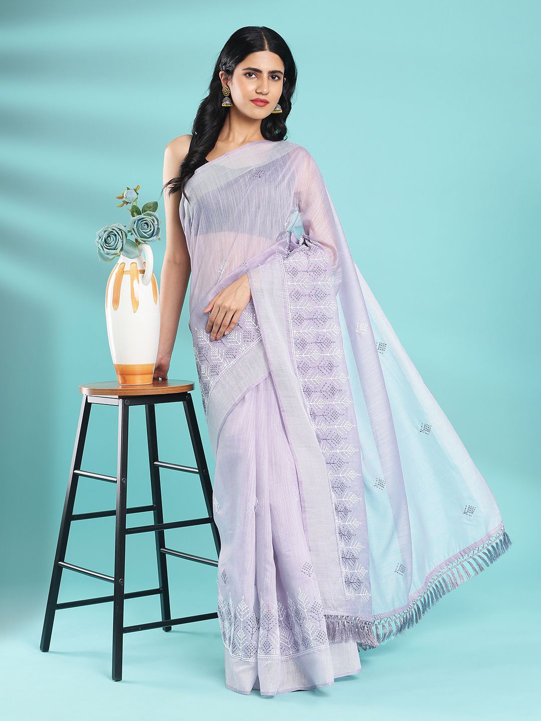 

Kalyan Silks Woven Design Sequinned Tussar Saree, Lavender