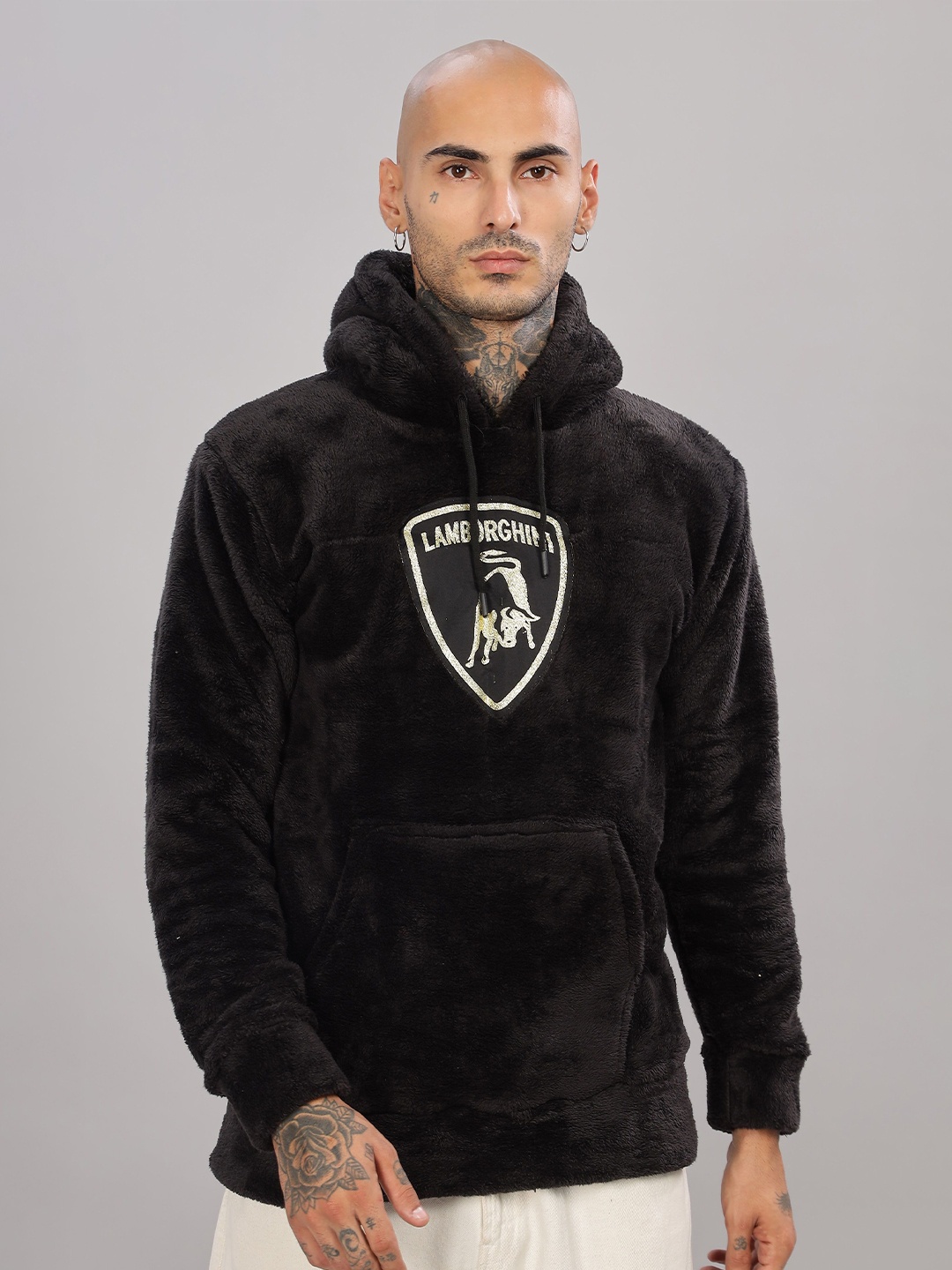 

WE PERFECT Men Printed Hooded Sweatshirt, Black