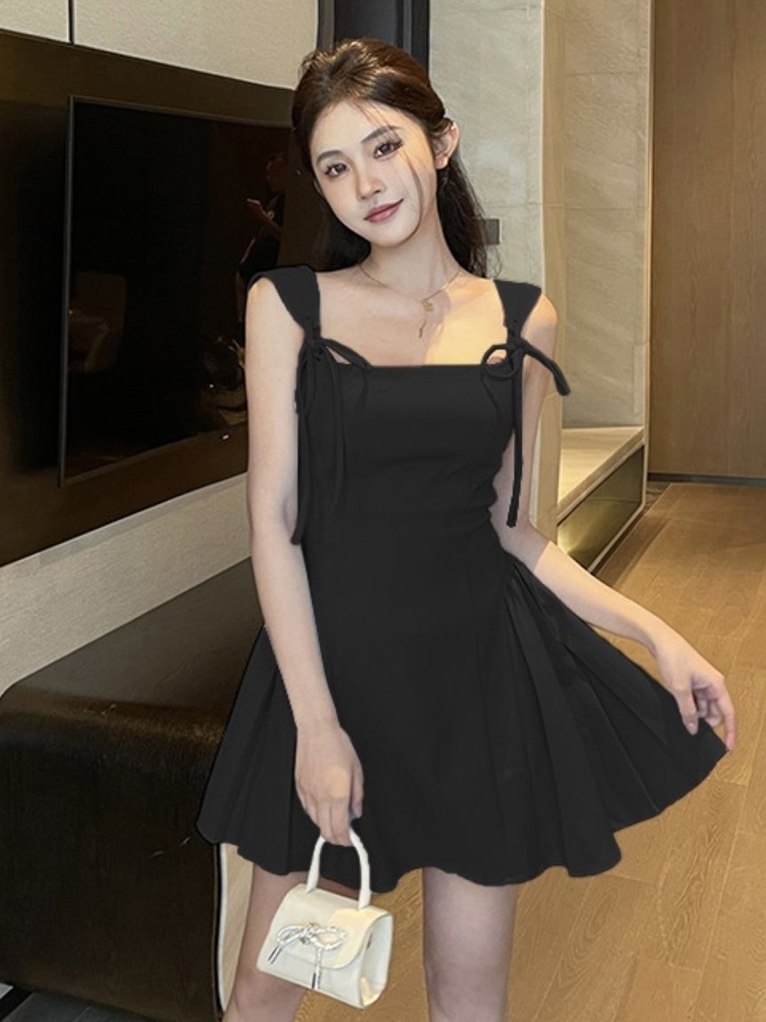 

KPOP Women Shoulder Straps A-Line Dress, Black