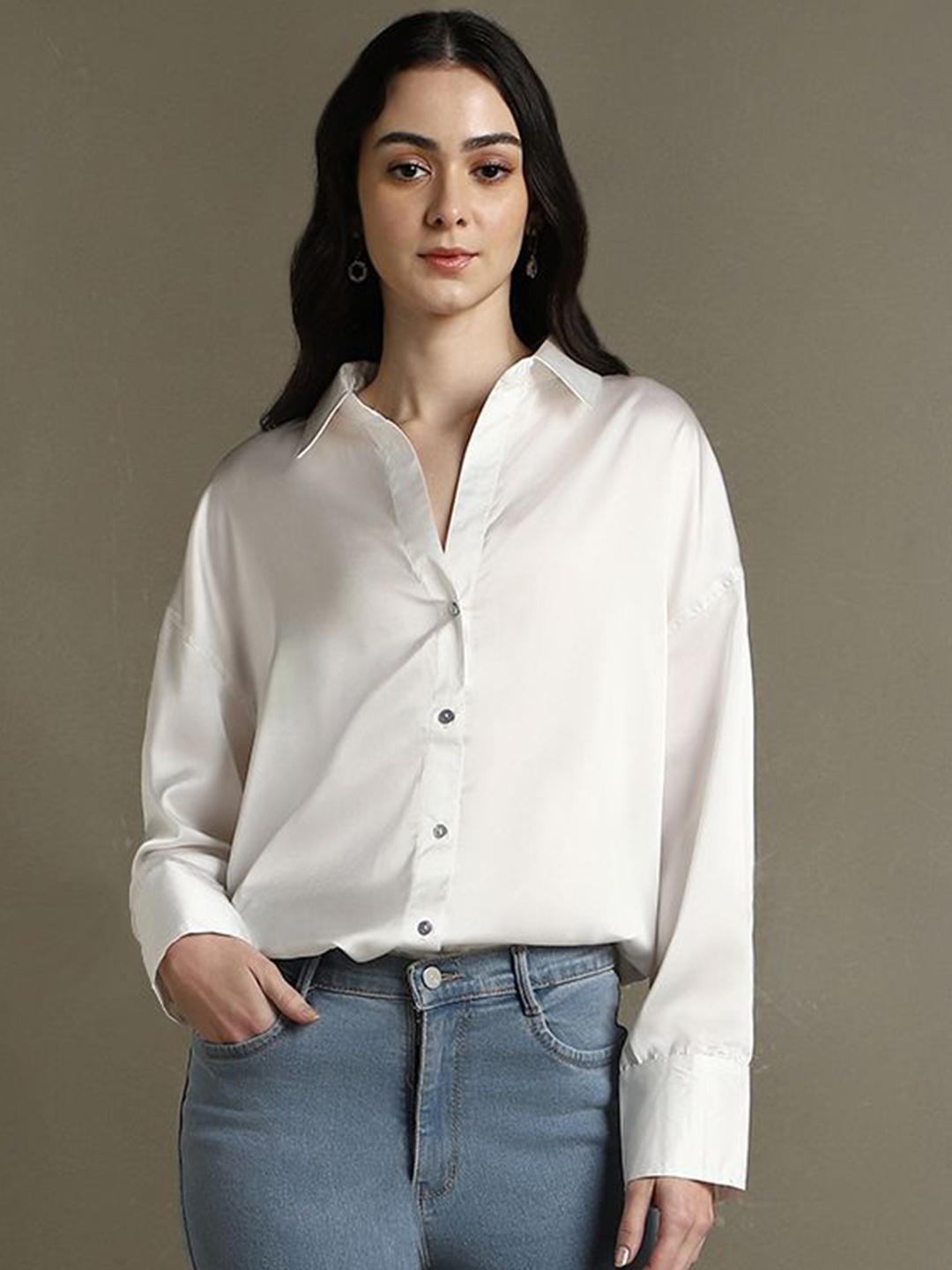 

DL Woman Spread Collar Solid Satin Relaxed Fit Casual Shirt, White