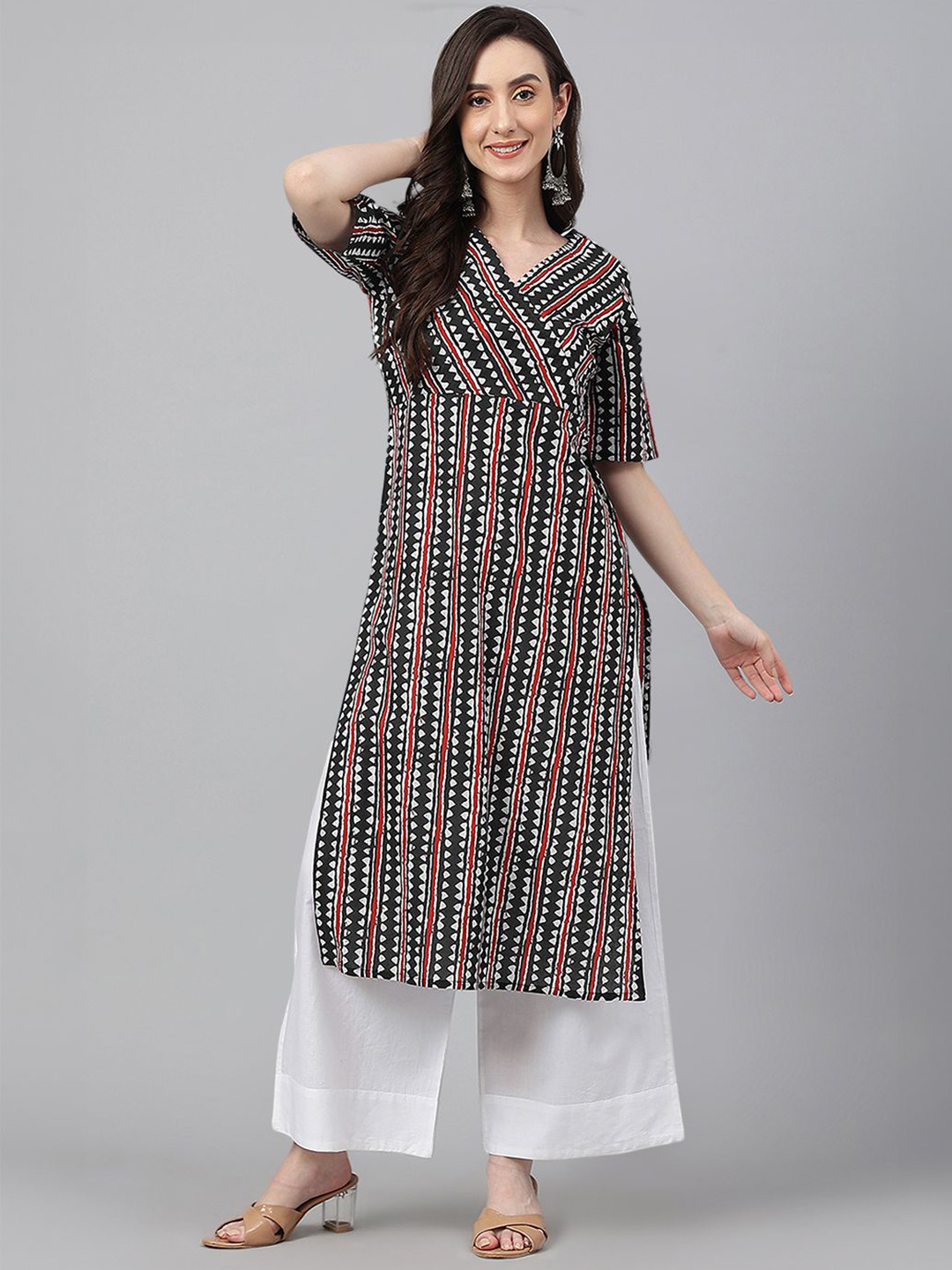 

KALINI Geometric Printed Regular Cotton Straight Kurta, Black