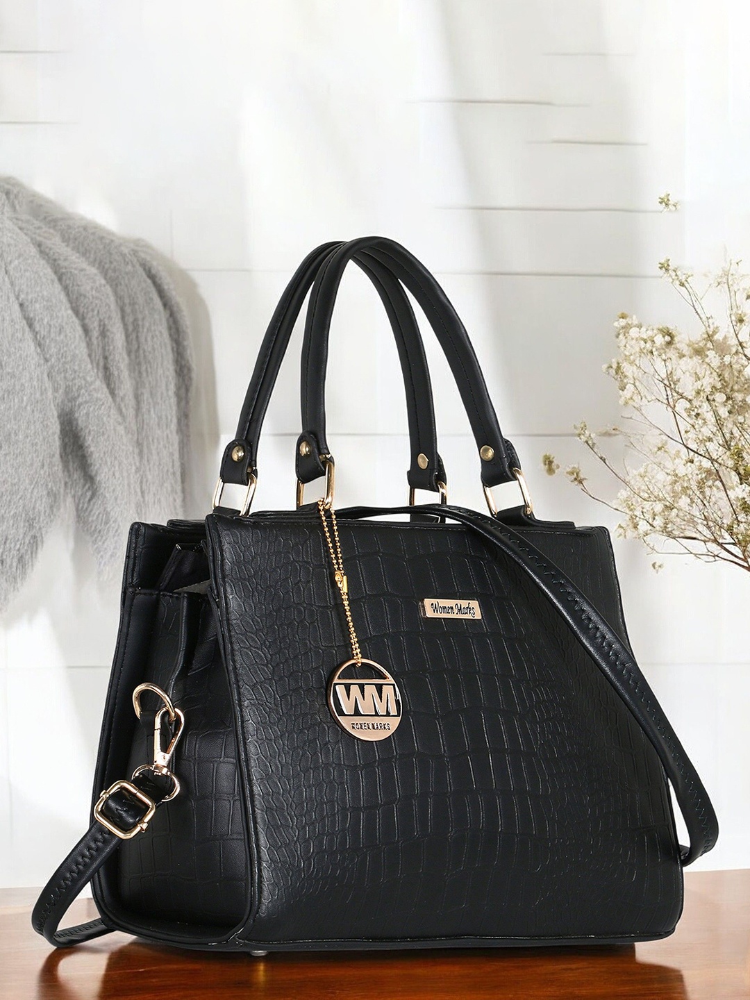 

WOMEN MARKS Textured PU Structured Handheld Bag with Applique, Black