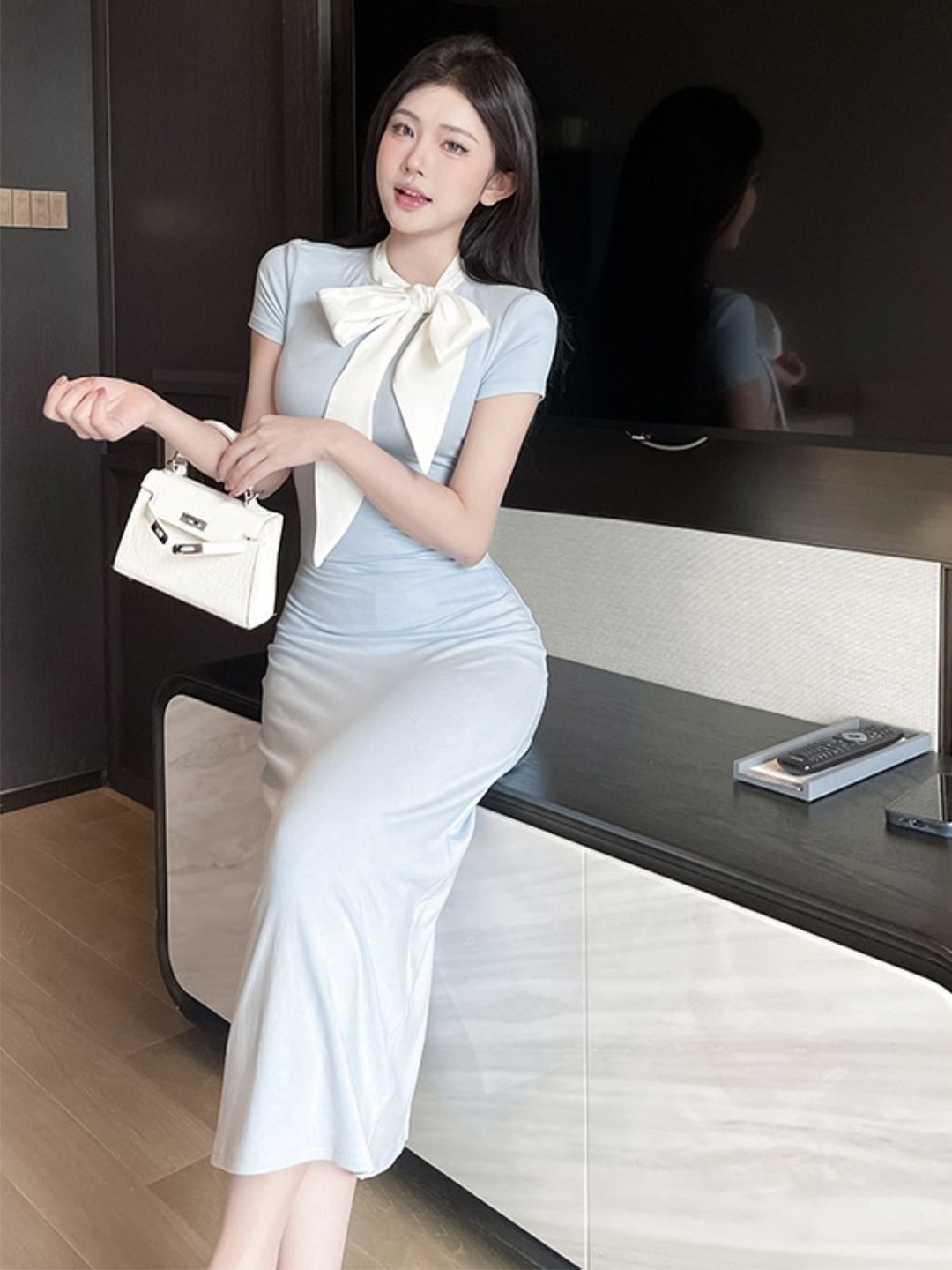 

KPOP Women Round Neck Short Sleeves Bodycon Midi Dress, Grey