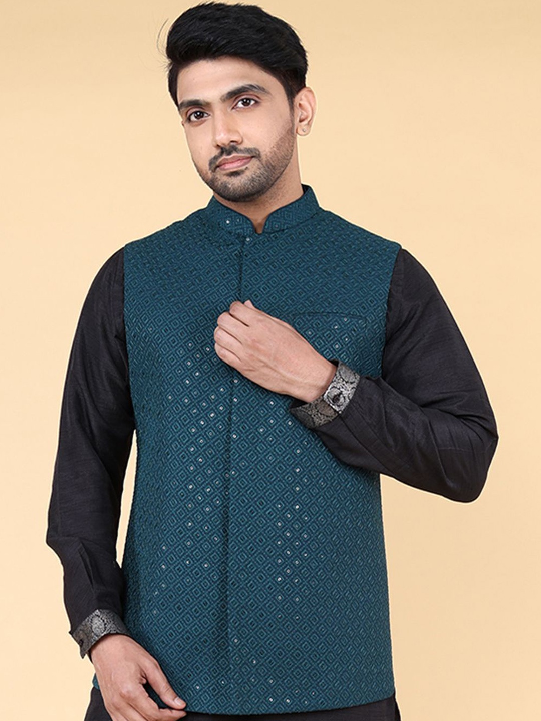 

ZOIS Men Embroidered Woven Mandarin Collar Nehru Jacket, Blue