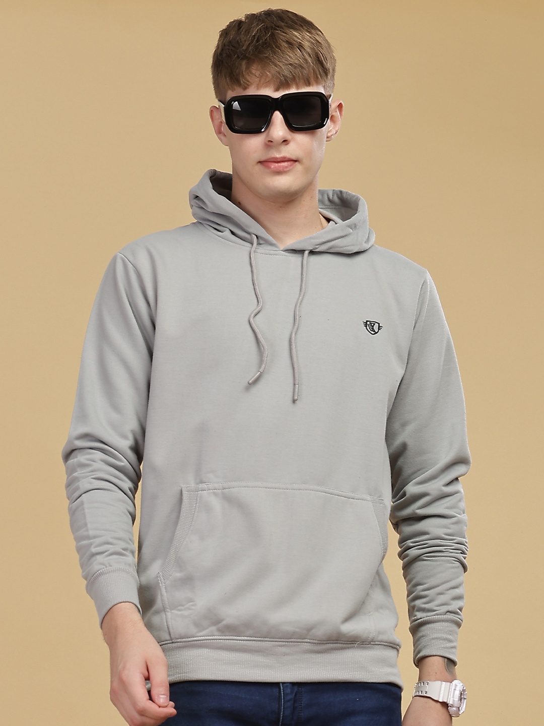 

WE PERFECT Men Hooded Pullover Sweatshirt, Grey