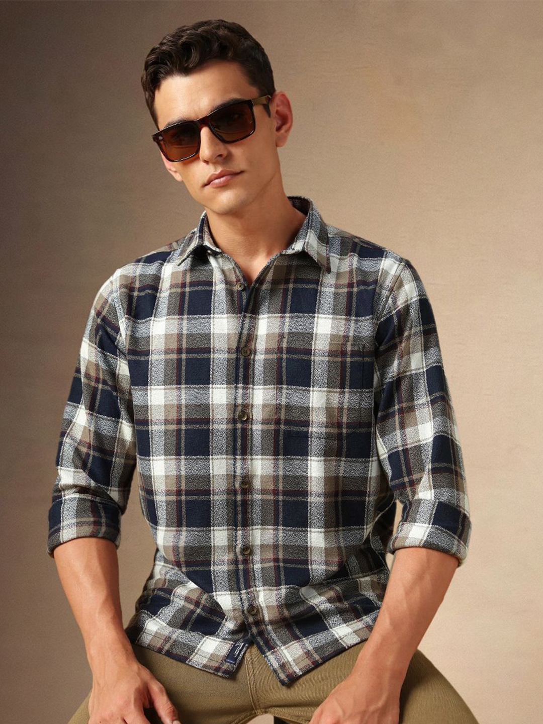 

Dennis Lingo Men Tartan Checks Opaque Checked Casual Shirt, Navy blue