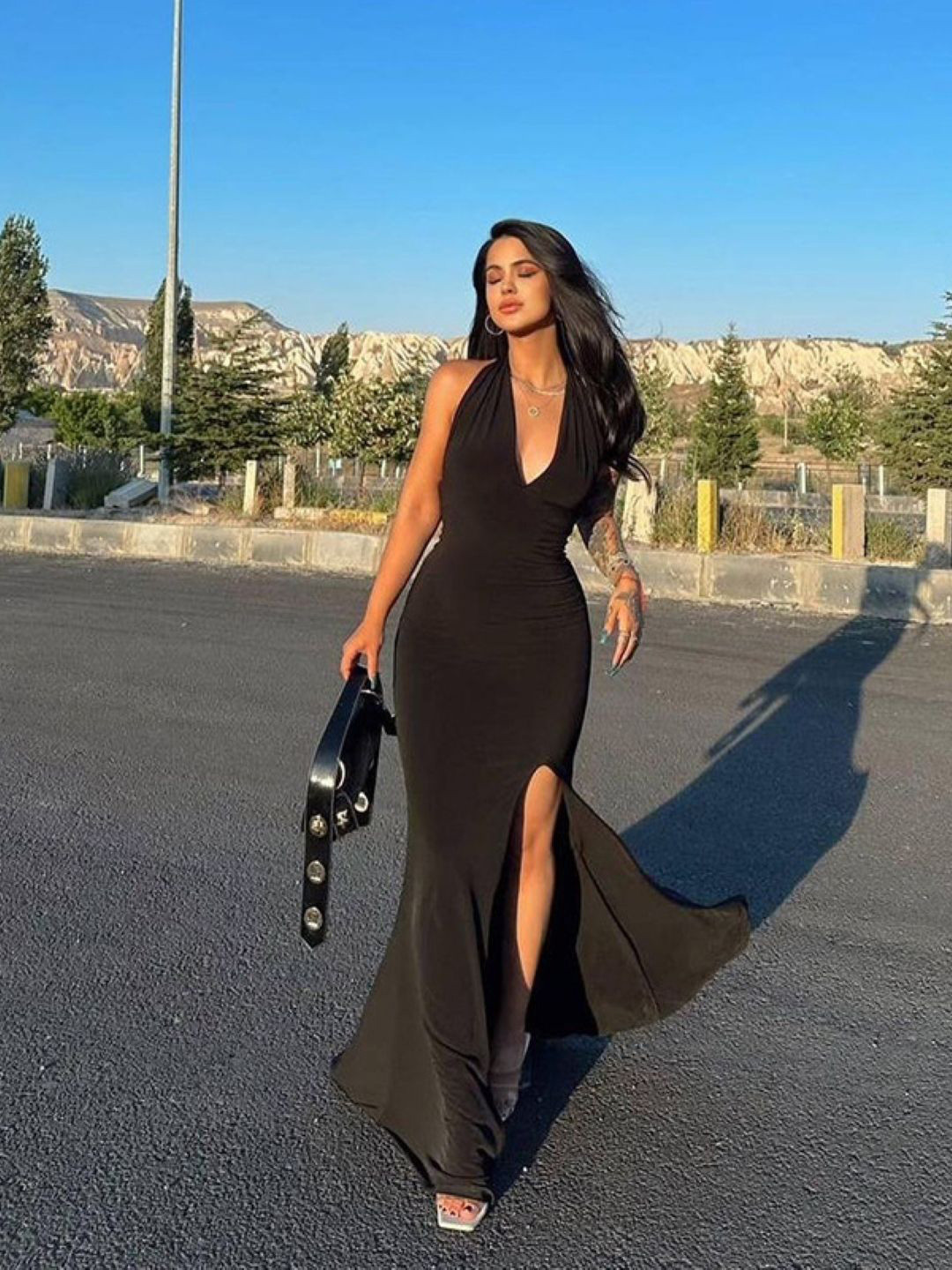 

KPOP Solid V-Neck Maxi Dress, Black