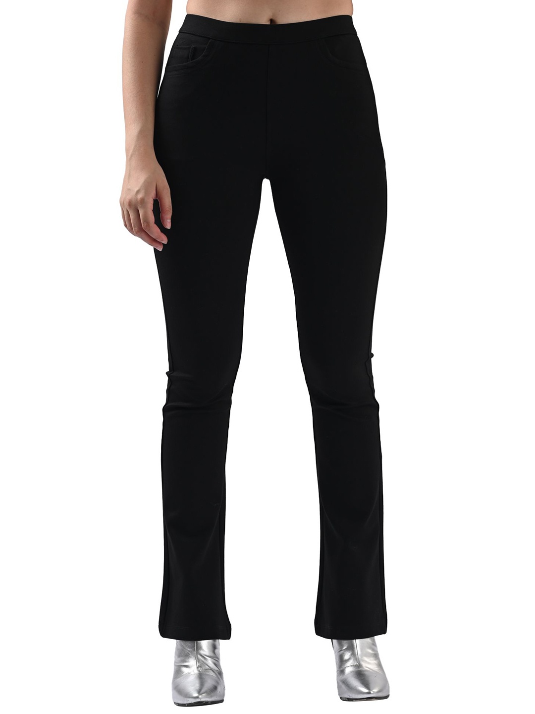 

Kraus Jeans Women Relaxed Fit Treggings, Black