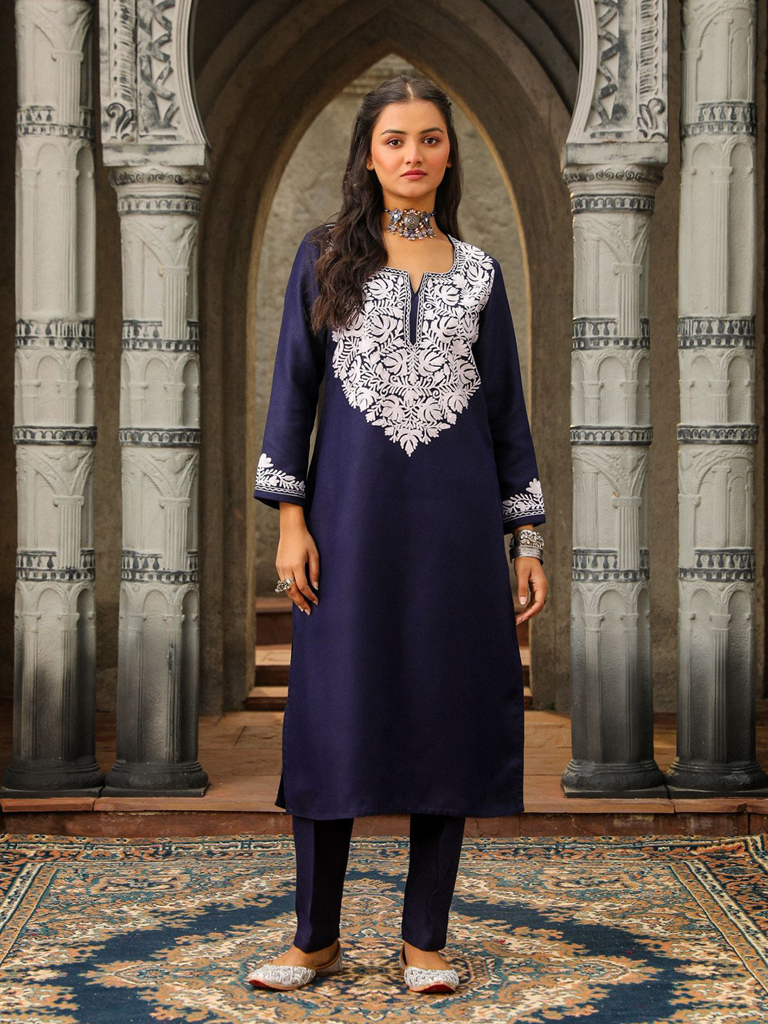 

House of Chikankari HOC Crafts Aari Woven Kurta Set, Navy blue