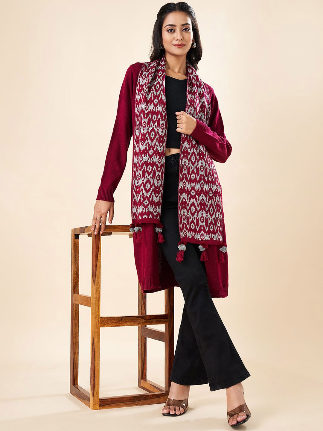 

RANGMANCH BY PANTALOONS Acrylic Longline Shrug, Red