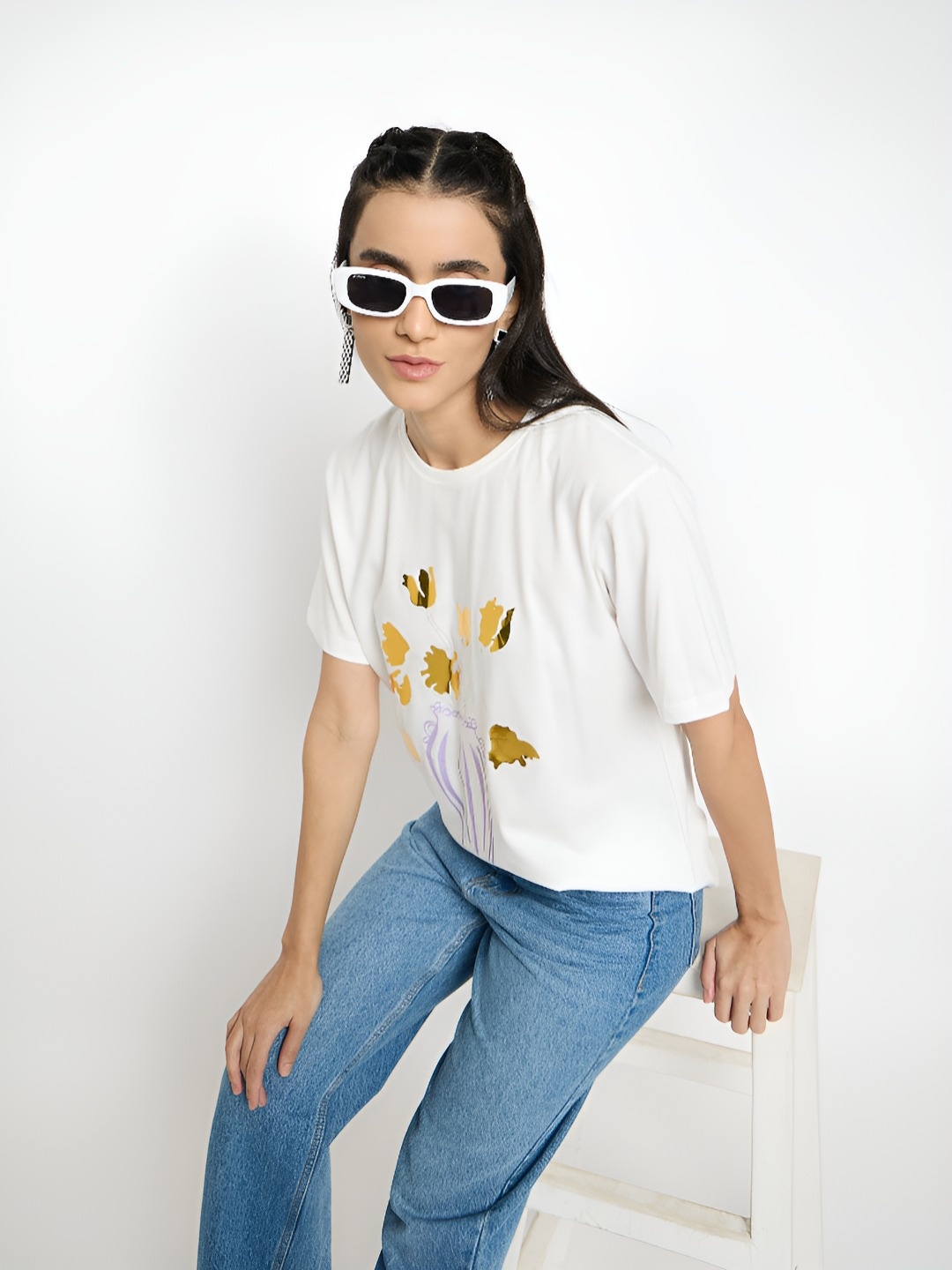 

Mast & Harbour Women Printed Applique T-shirt, White