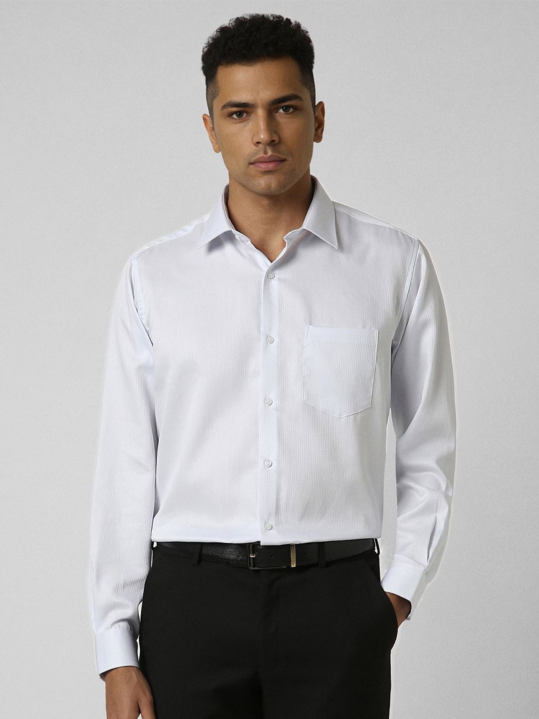 

Van Heusen Men Spread Collar Textured Cotton Formal Shirt, White