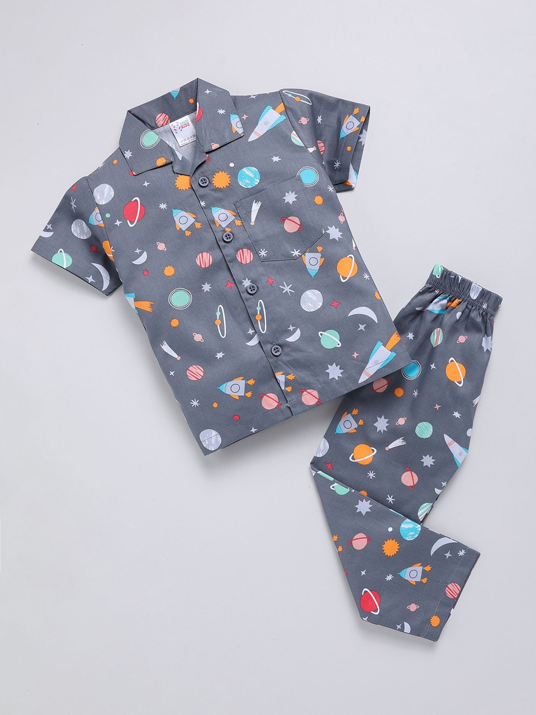 

NAUTI KIDZ Boys Graphic Printed Pure Cotton Night suit, Grey