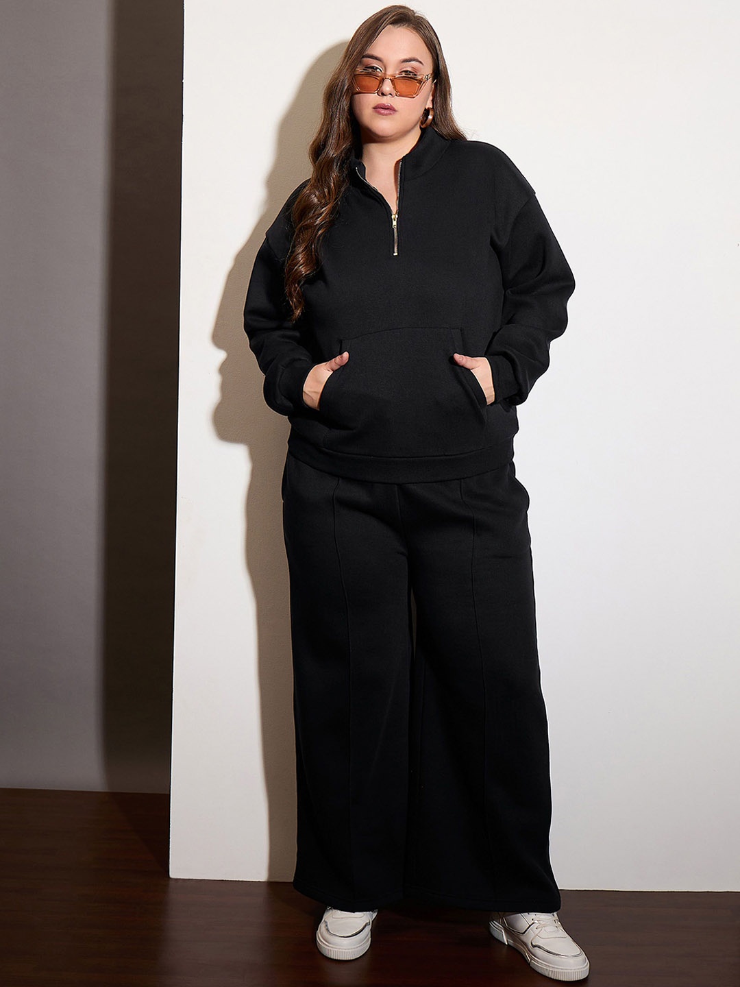 

SASSAFRAS Curve Black Plus Size High Neck Zipper Detailed Casual Sweatshirt With Trousers