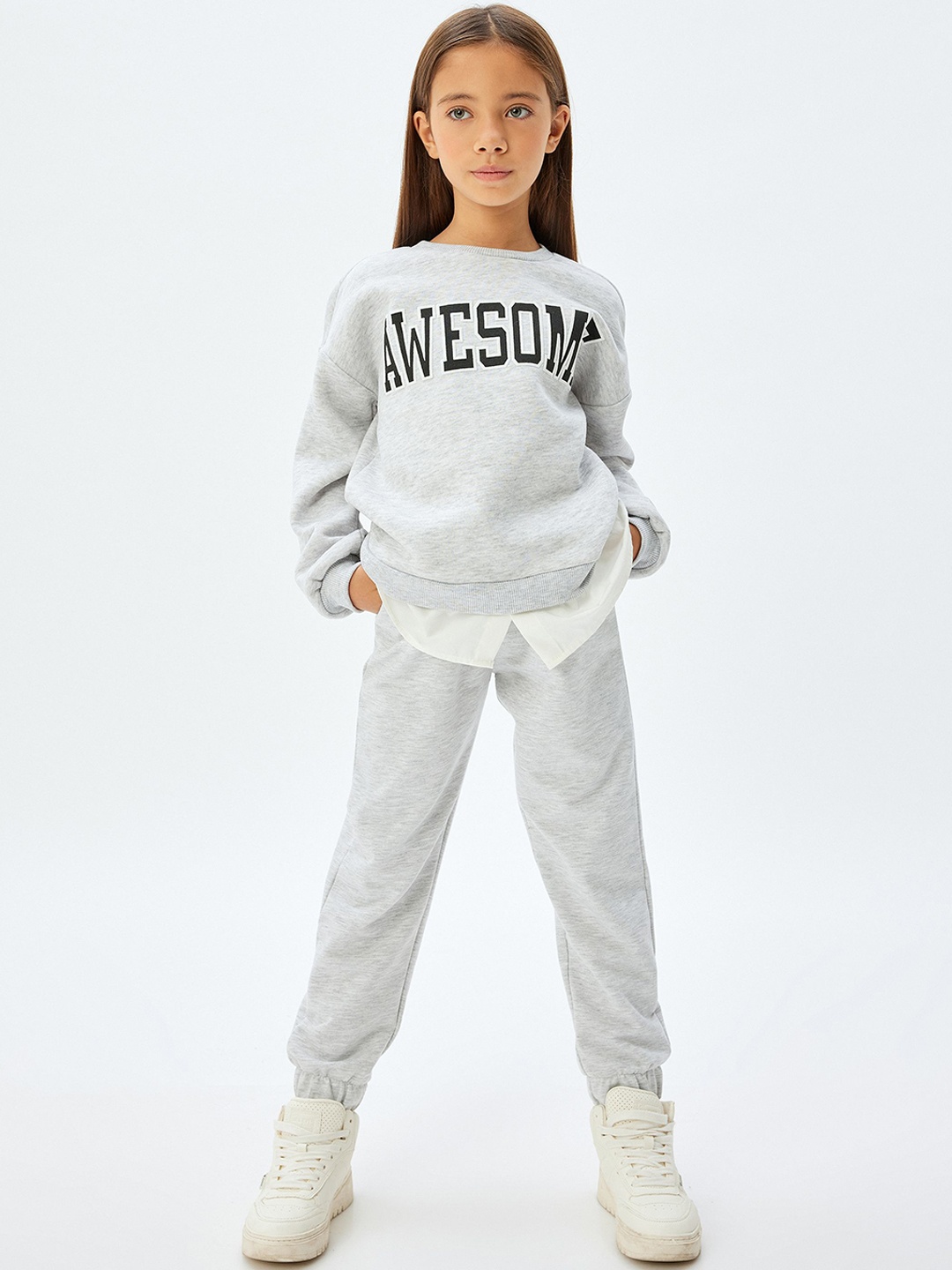 

Koton Girls Regular Fit Mid-Rise Joggers, Grey