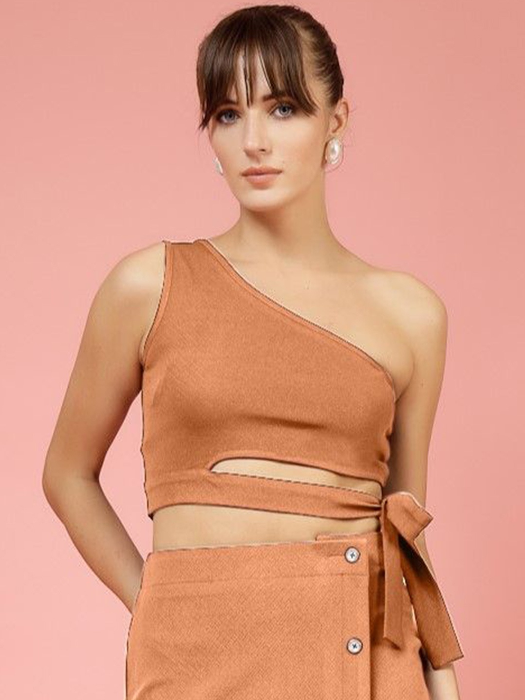 

Oomph! One Shoulder Cut Out Detail Crop Top, Peach