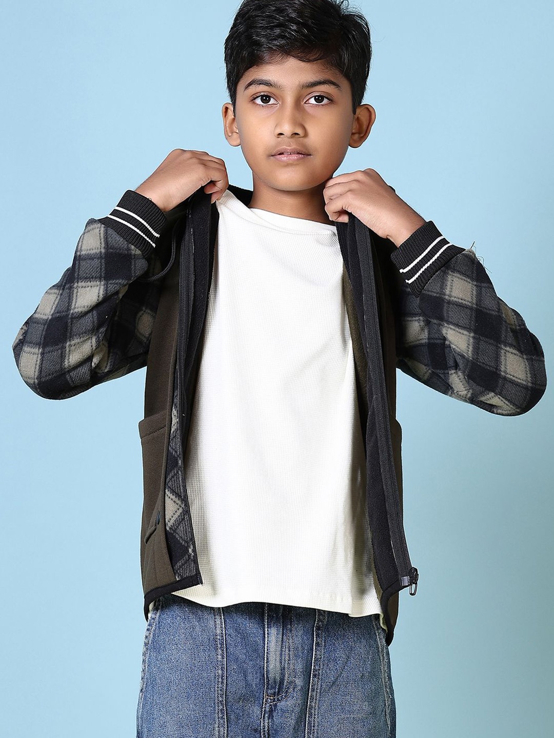 

V-Mart Boys Checked Hooded Cotton Sweatshirt, Olive