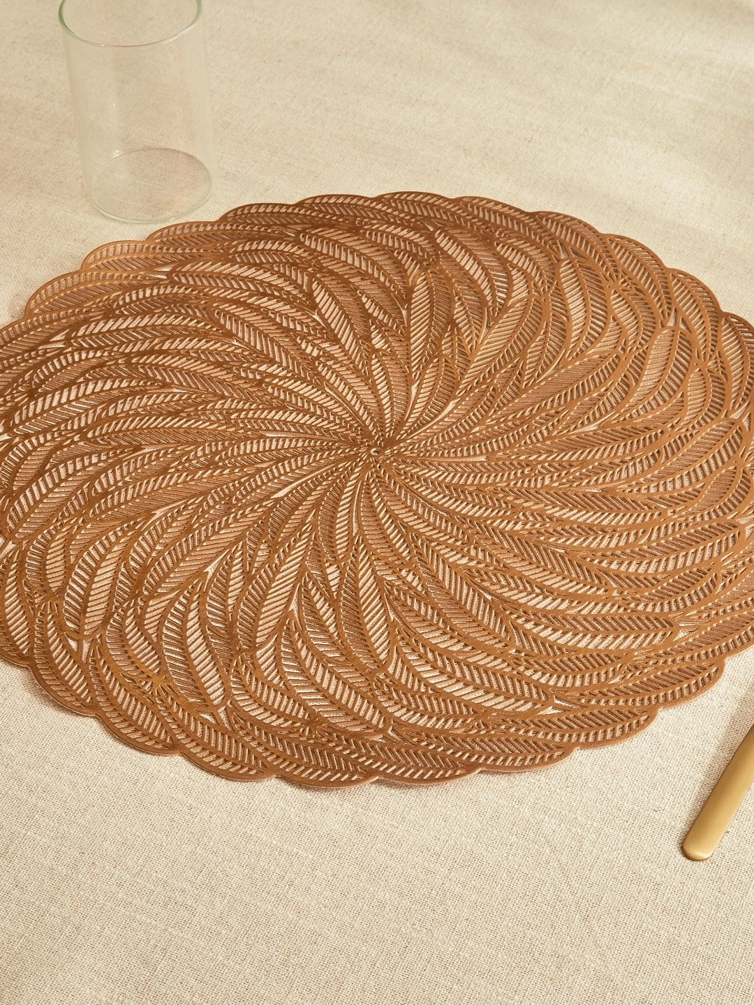 

Home Centre Cinder Brown Leaves Table Placemat