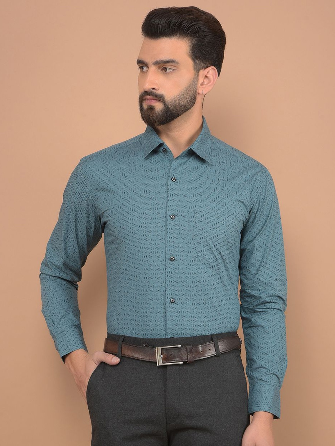 

Canary London Men Smart Spread Collar Geometric Printed Satin Slim Fit Formal Shirt, Teal