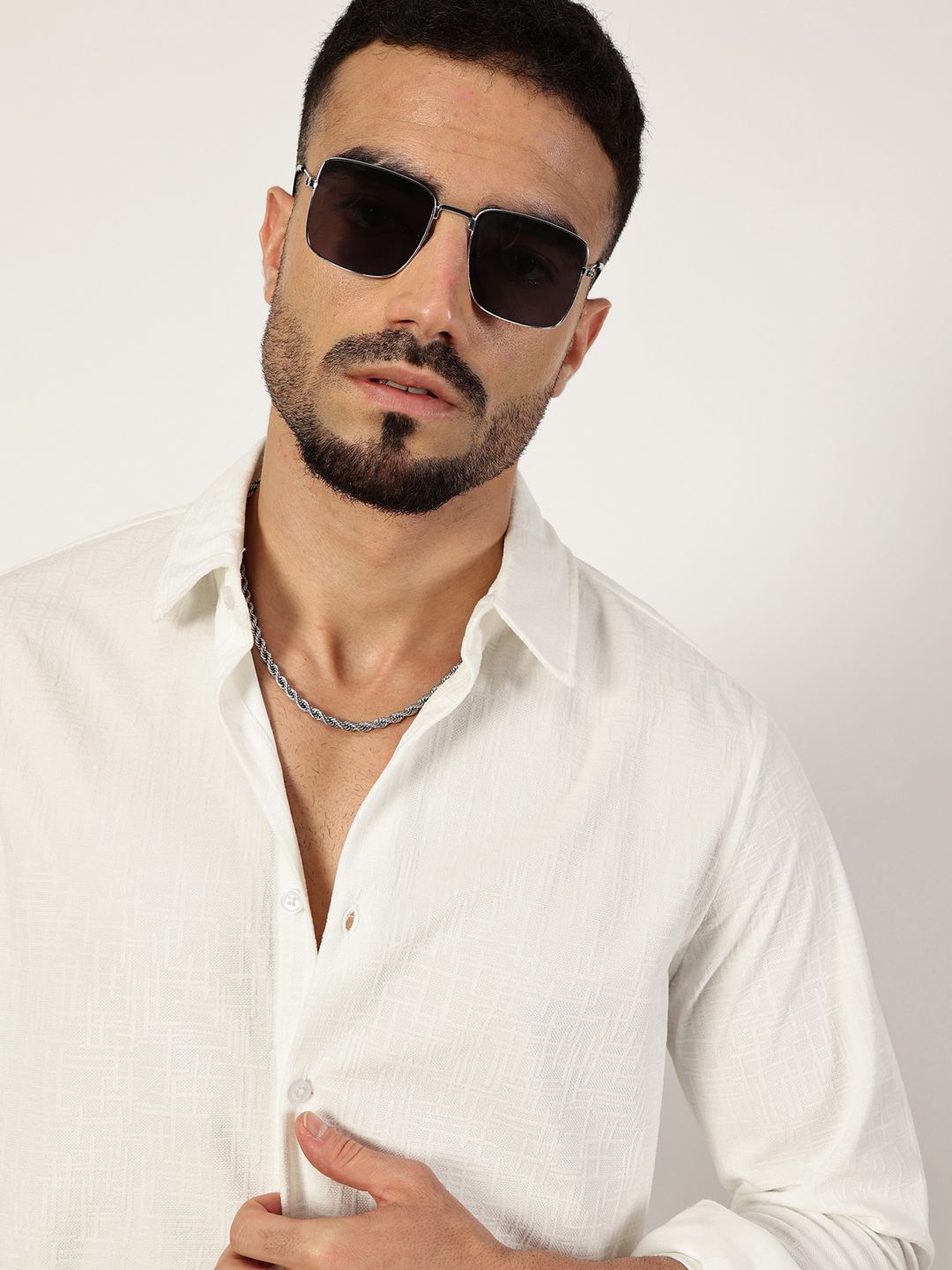 

Thomas Scott Men Premium Spread Collar Textured Slim Fit Casual Shirt, White