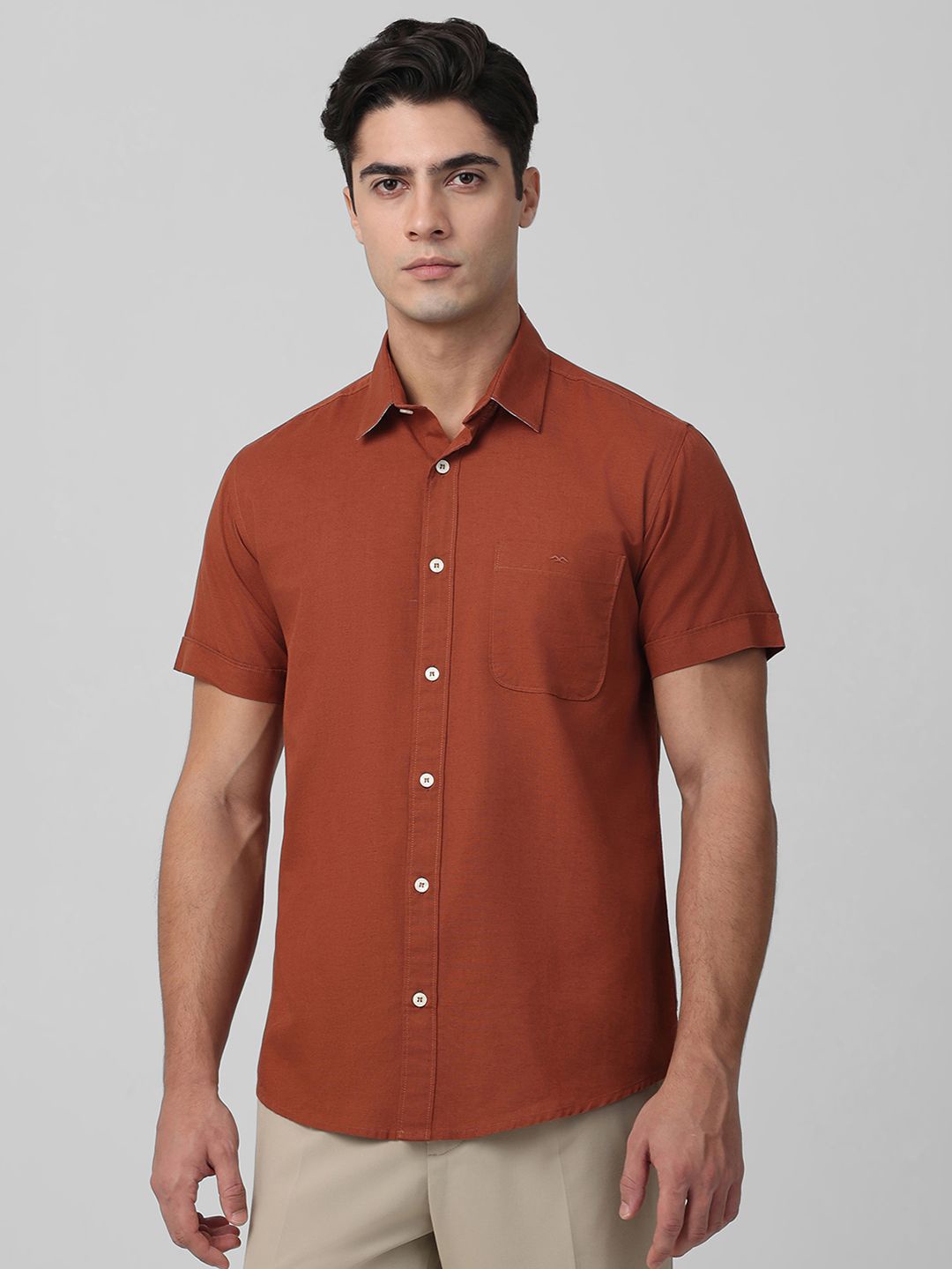 

Mufti Men Spread Collar Solid Cotton Slim Fit Casual Shirt, Rust