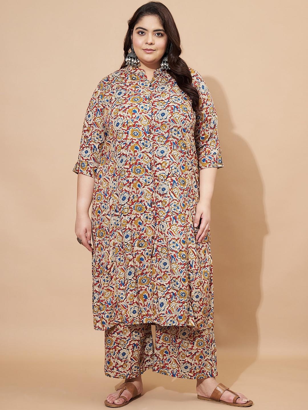 

Vbuyz Maroon Floral Printed Mandarin Collar Regular A-Line Kurta With Palazzo
