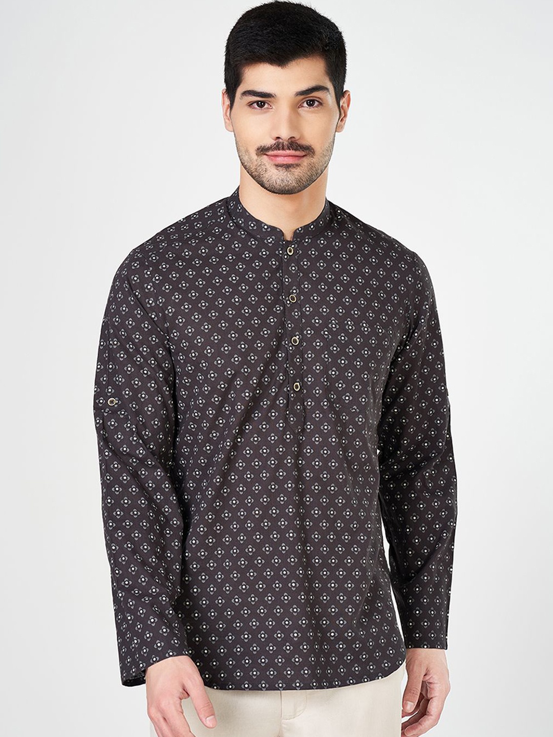 

indus route by Pantaloons Floral Printed Mandarin Collar Long Sleeves Cotton Kurta, Black