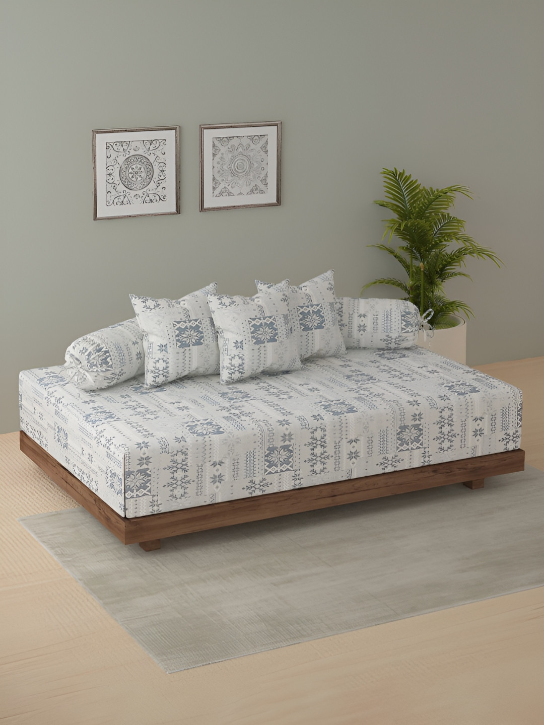 

SWAYAM Grey & White Floral Printed Pure Cotton 210 TC Diwan Set