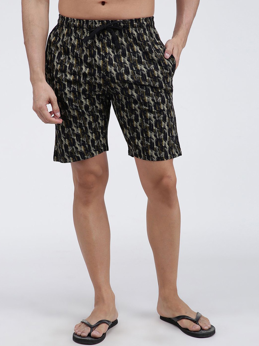 

AMUL COMFY Men Printed Mid-Rise Cotton Shorts, Olive