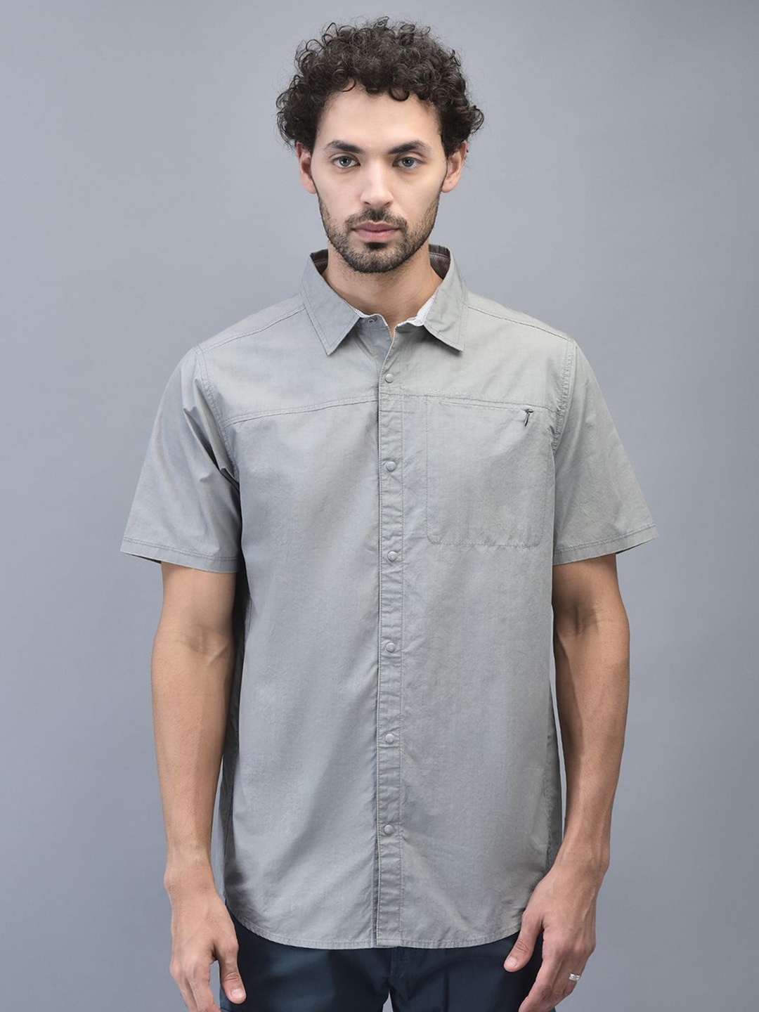 

Woodland Men Spread Collar Solid Casual Shirt, Grey