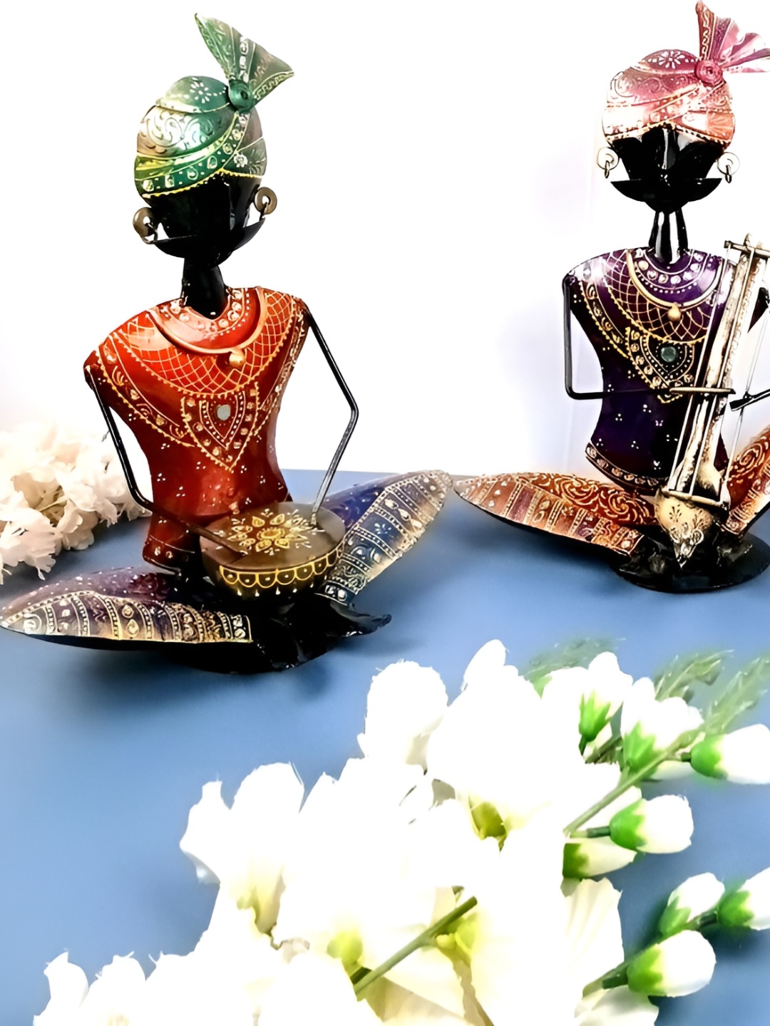 

apka mart Green Figurine Showpiece