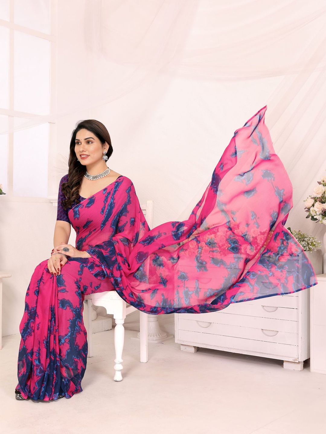 

vj fashion Woven Design Pure Georgette Saree, Pink