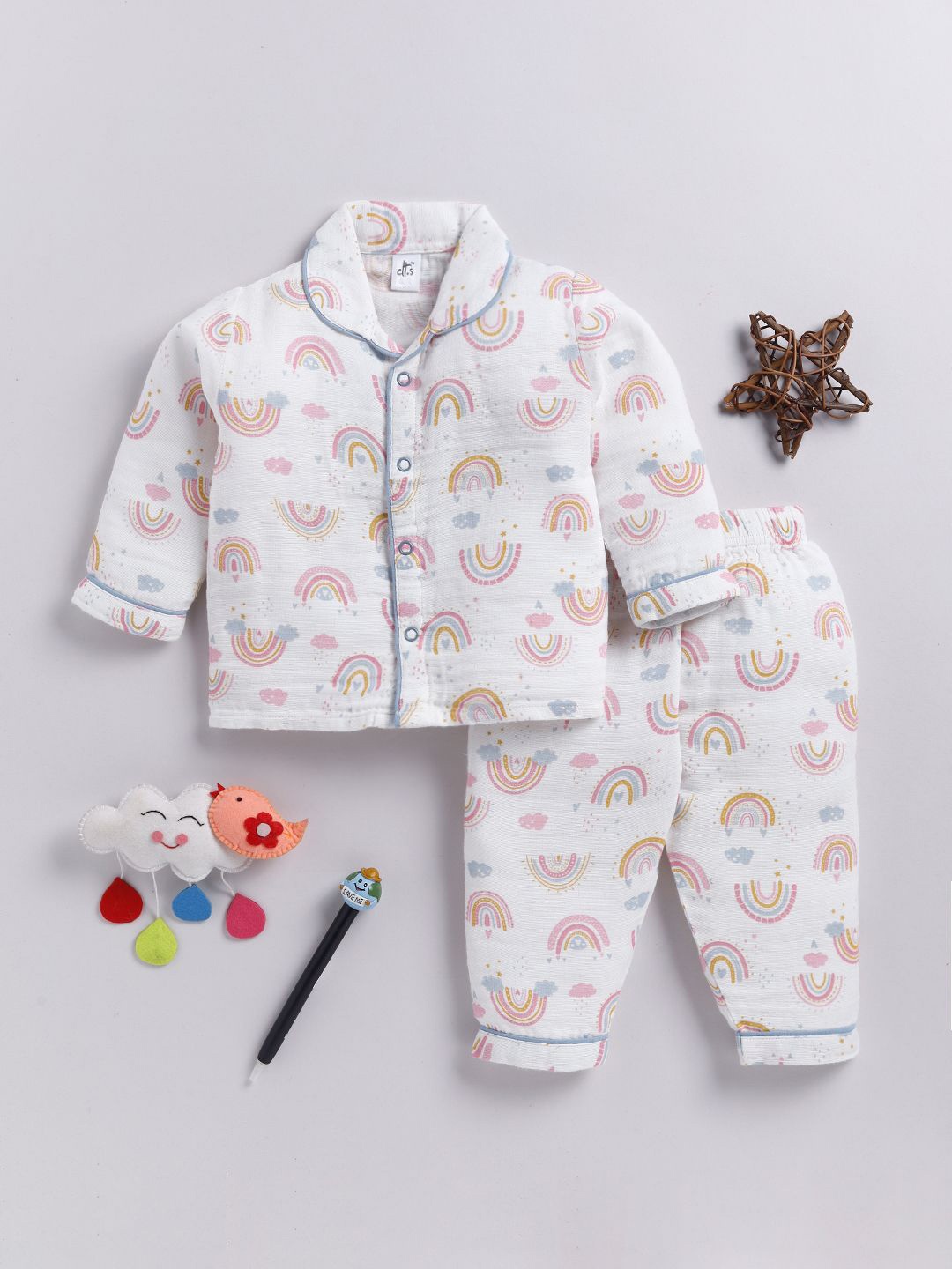 

Clt.s Unisex Kids Pure Cotton Graphic Printed Night suit, White
