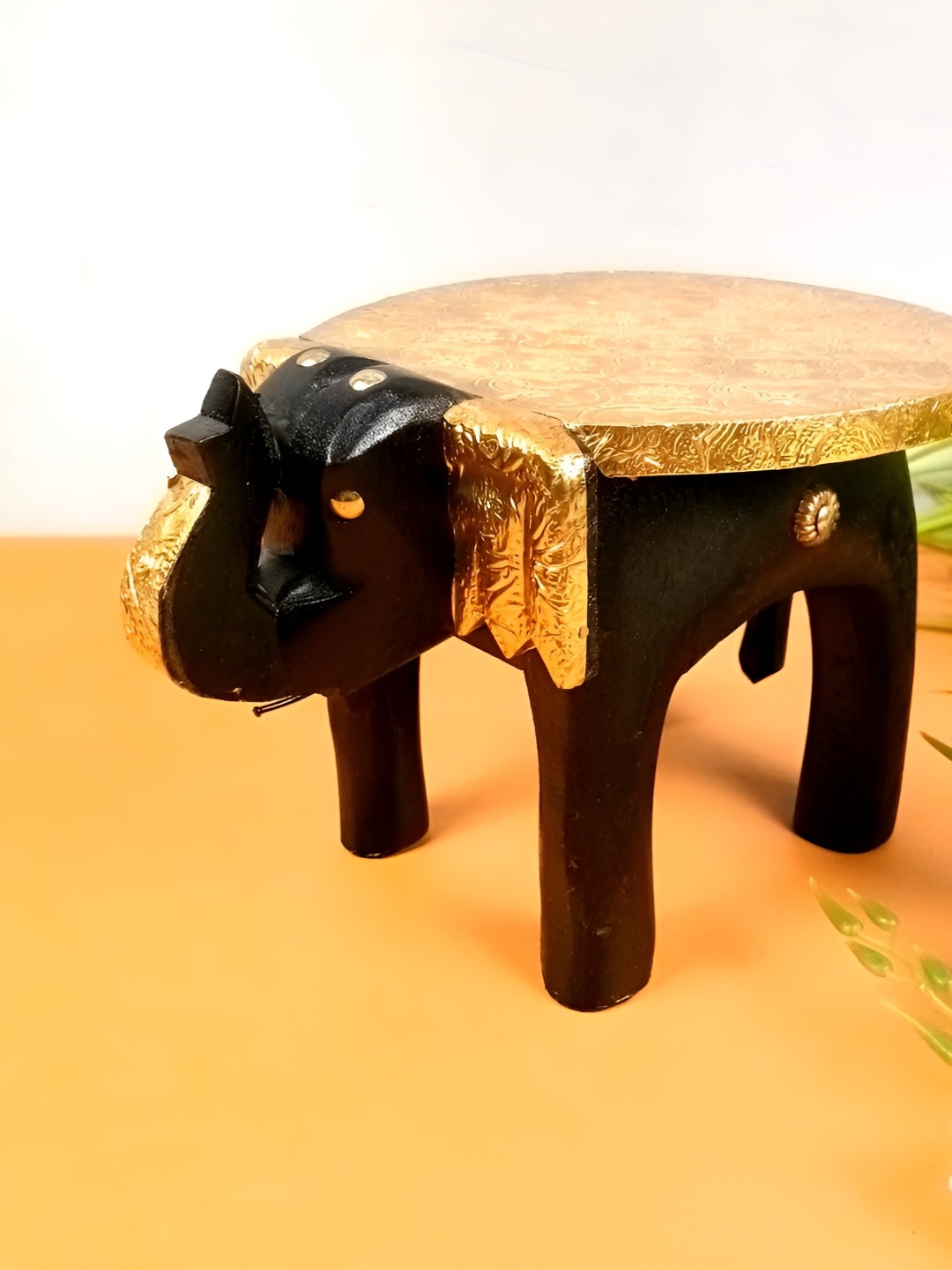

apka mart Gold Toned & Black Brass Elephant Table Showpiece