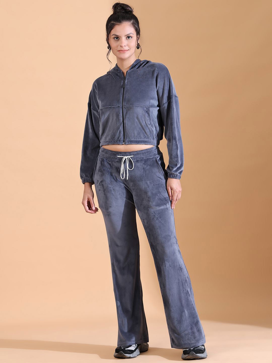 

Aesthetic Bodies Hooded Crop Sweatshirt &Trousers, Grey