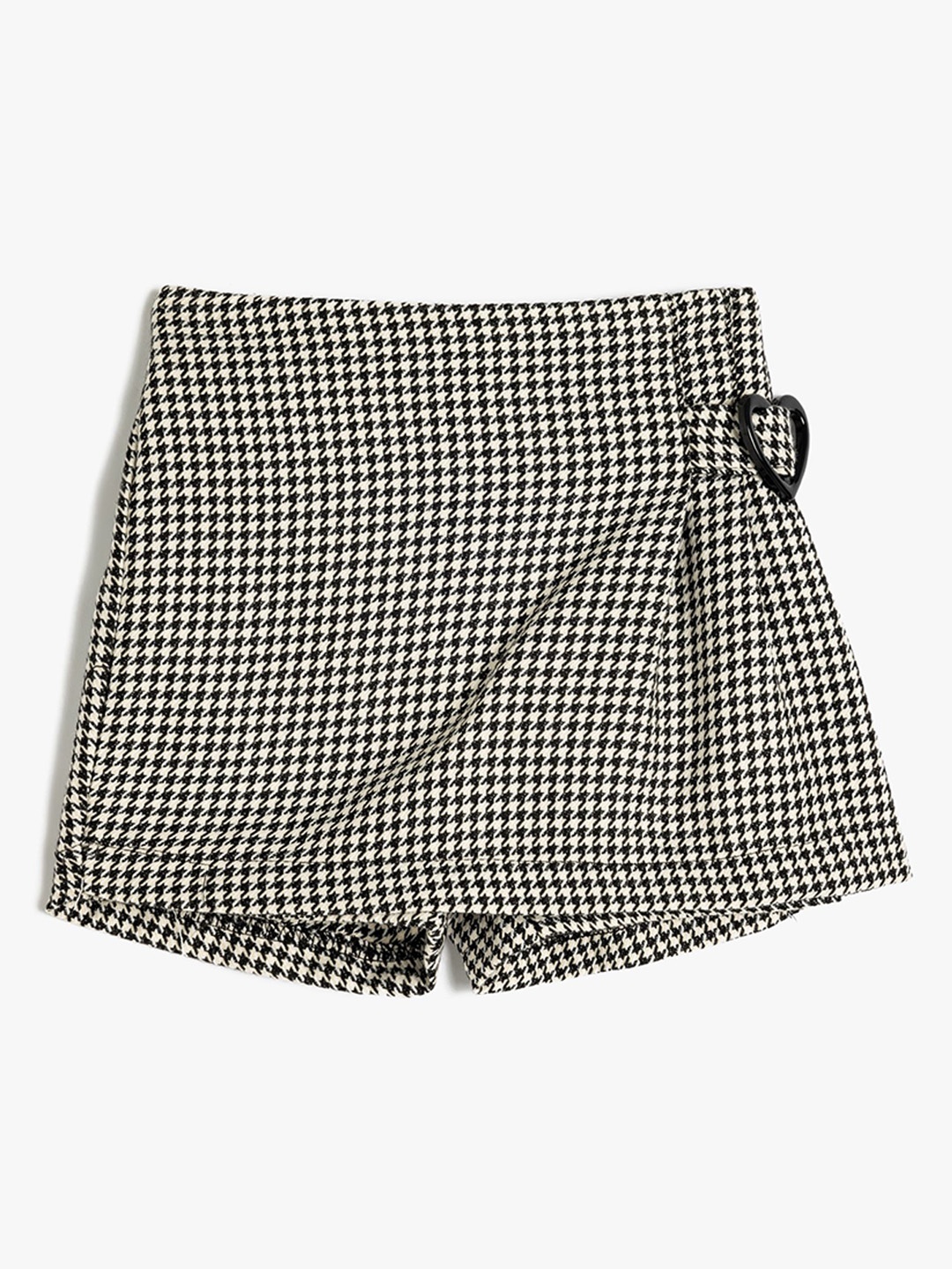 

Koton Girls Mid-Rise Checked Technology Regular Shorts, Black