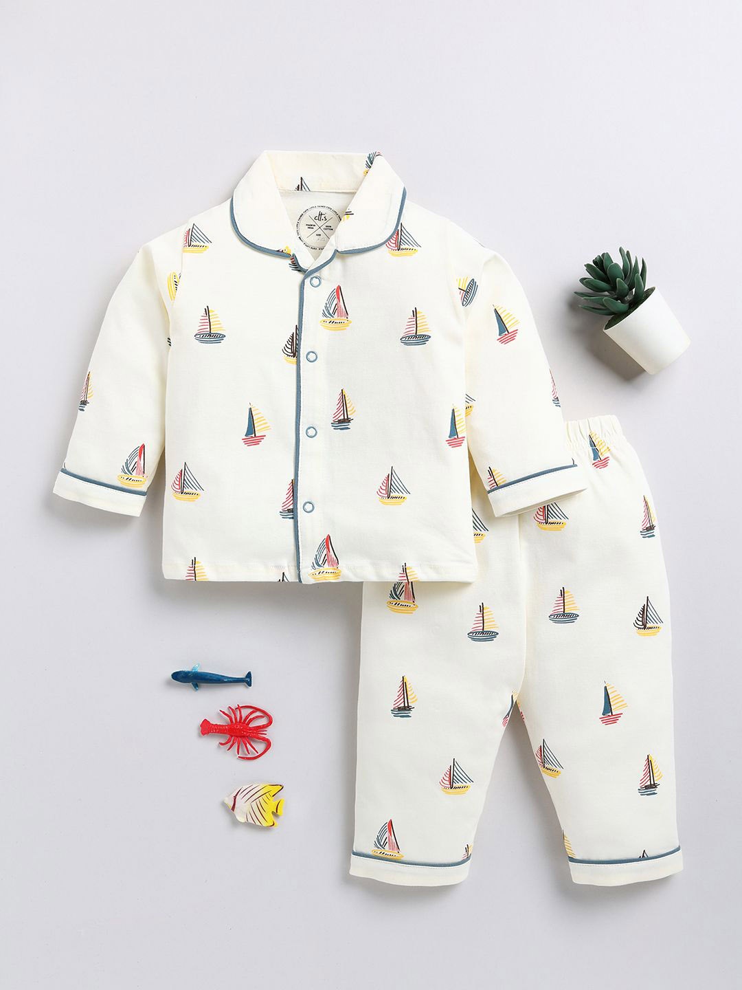 

Clt.s Unisex Kids Pure Cotton Graphic Printed Night suit, Cream
