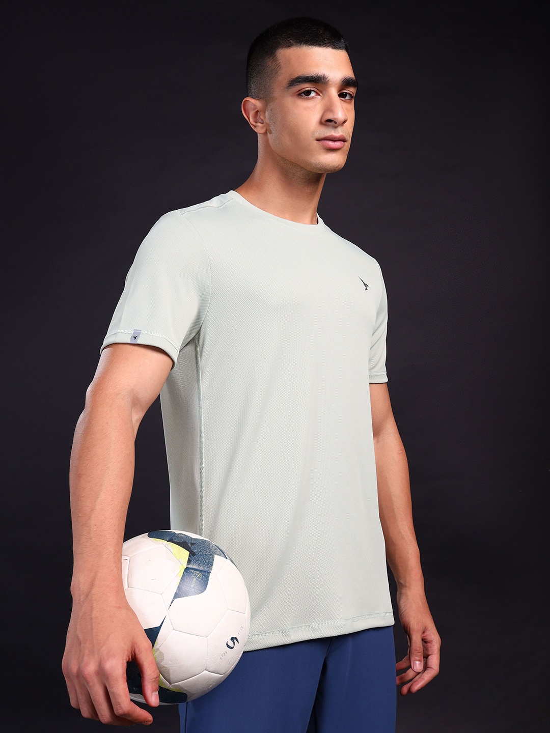 

Technosport Men Typography Anti Static Slim Fit T-shirt, Grey