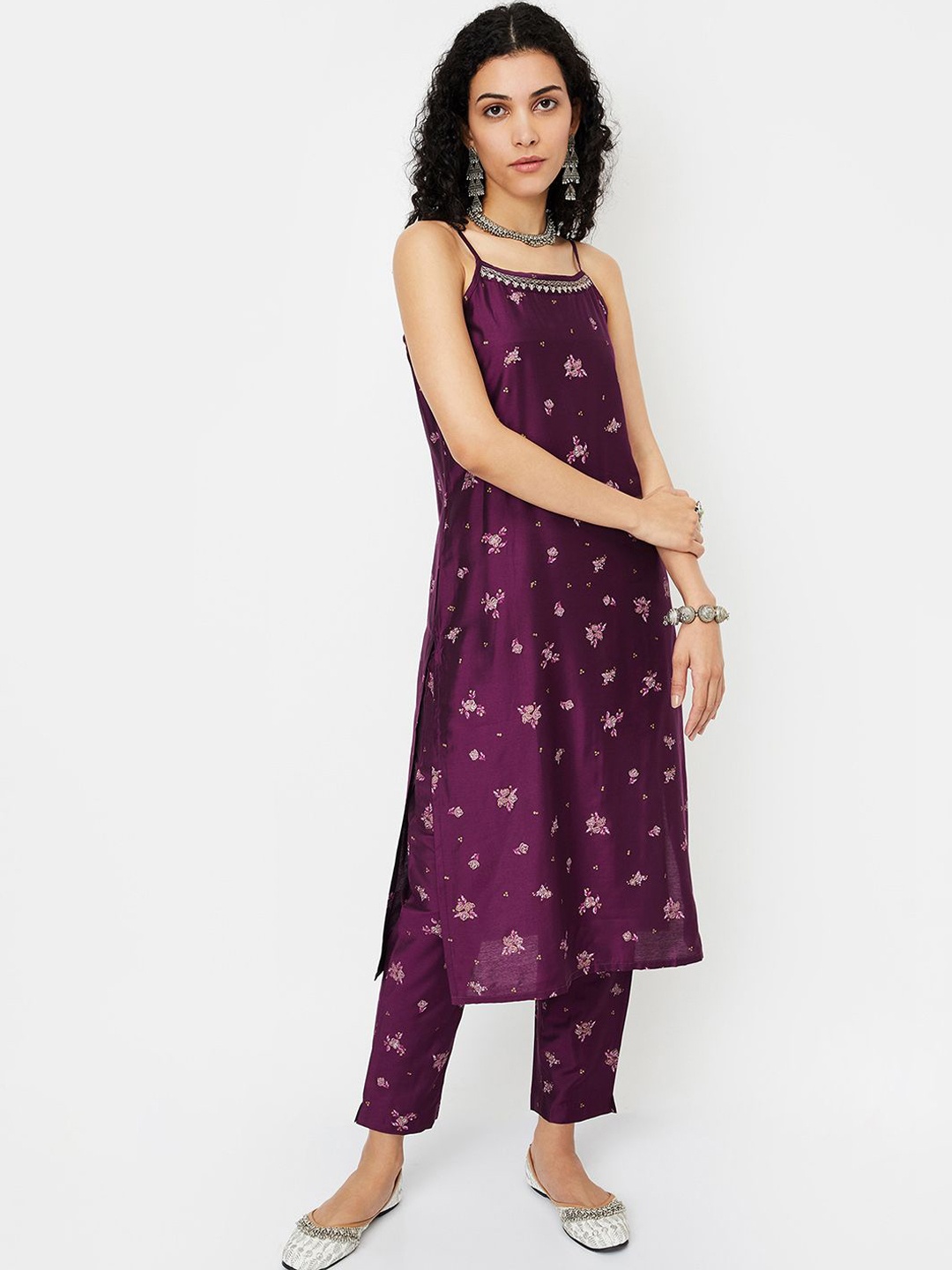 

max Floral Printed Sequinned Sleeveless Straight Kurta With Trouser, Purple