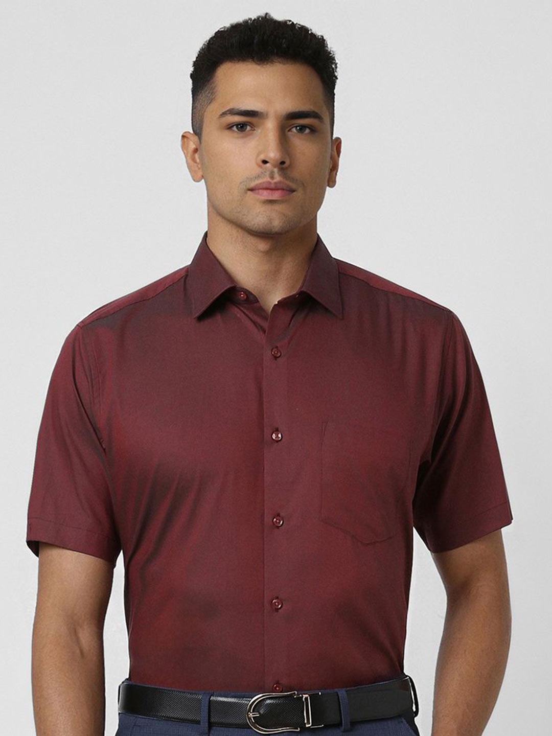 

Van Heusen Men Spread Collar Solid Cotton Slim Fit Formal Shirt, Maroon