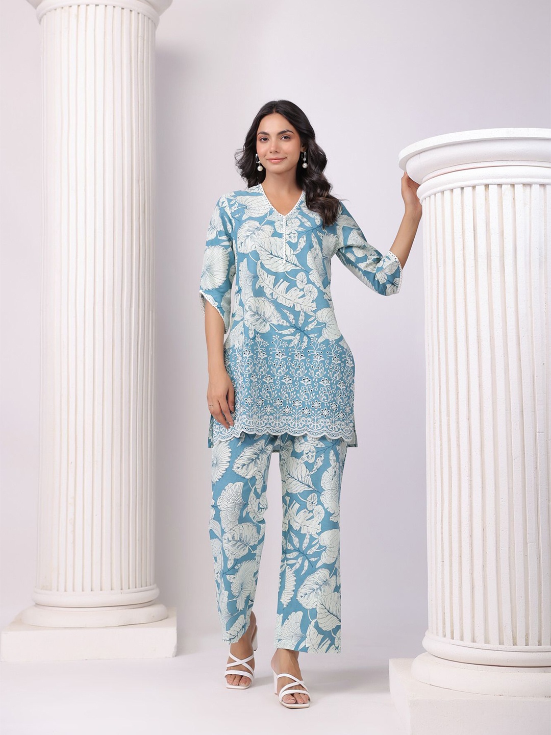 

JISORA Floral Printed V-Neck Pure Cotton Tunic & Trouser, Blue