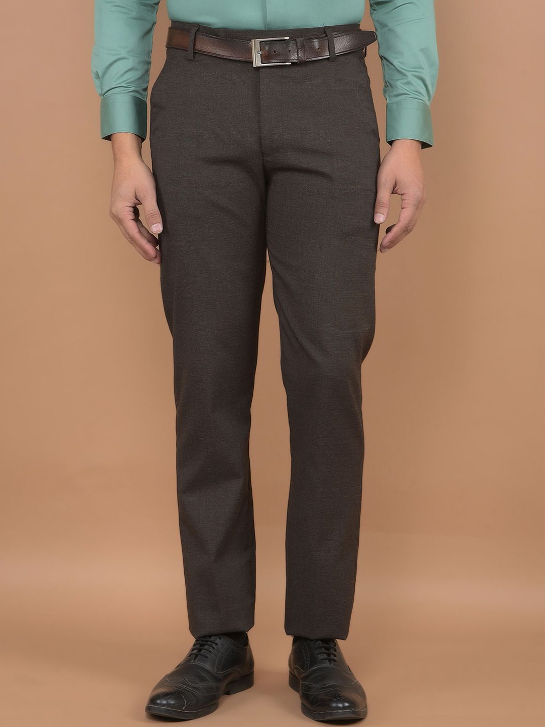 

Canary London Men Smart Slim Fit Wrinkle Free Trousers, Brown