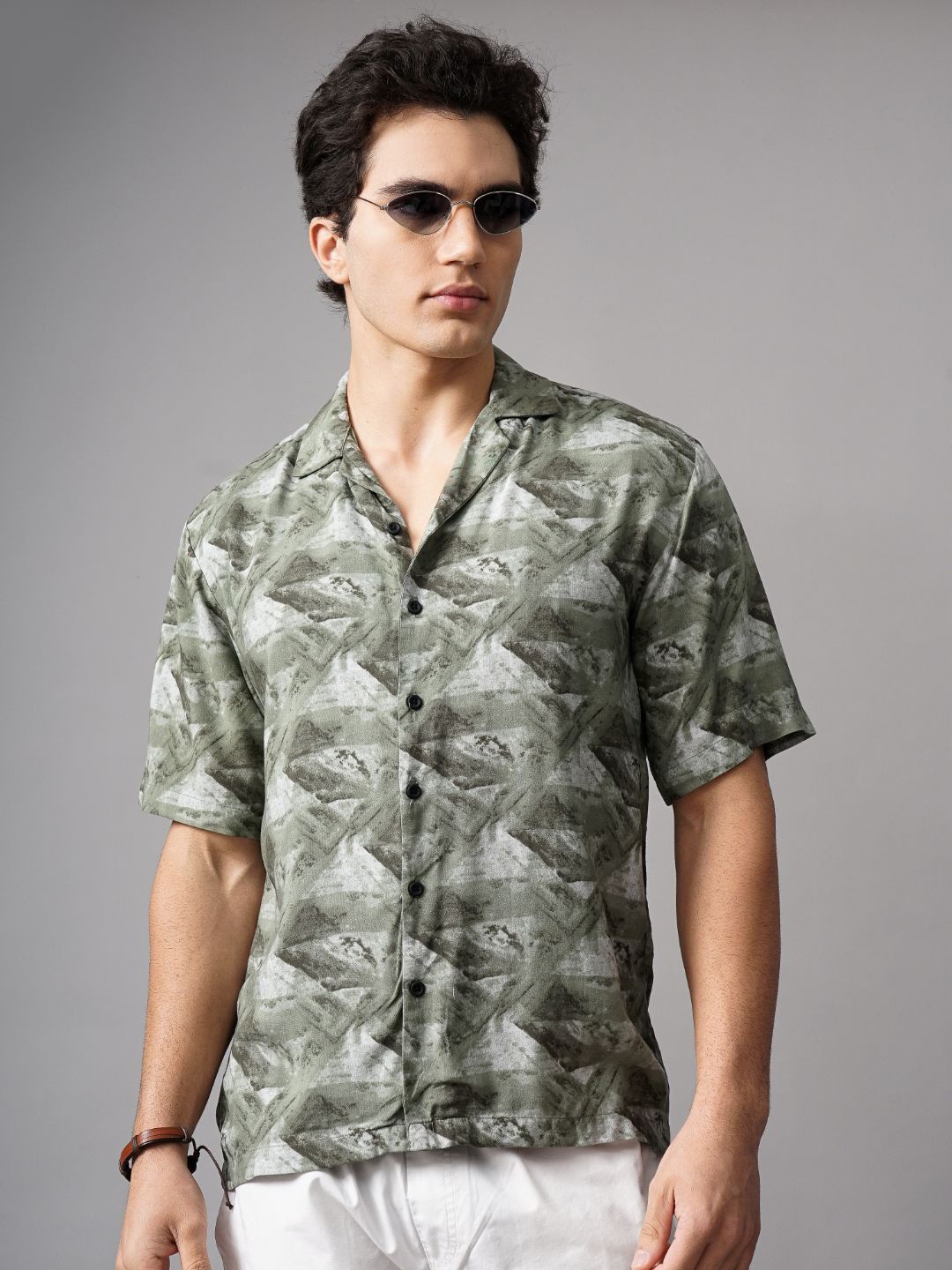 

PAUL STREET Men Relaxed Cuban Collar Abstract Printed Oversized Casual Shirt, Green